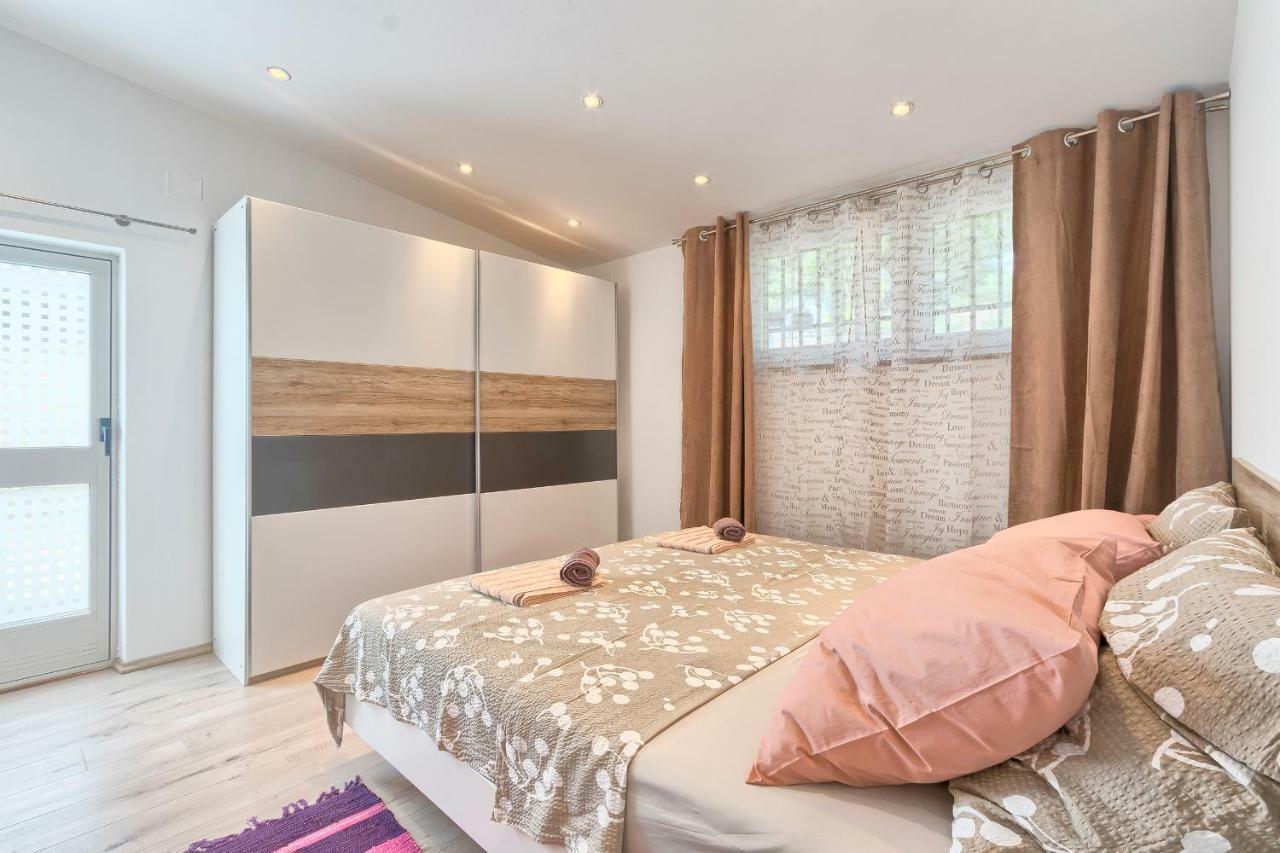 Wellness apartman Kaiser Pula Extérieur photo